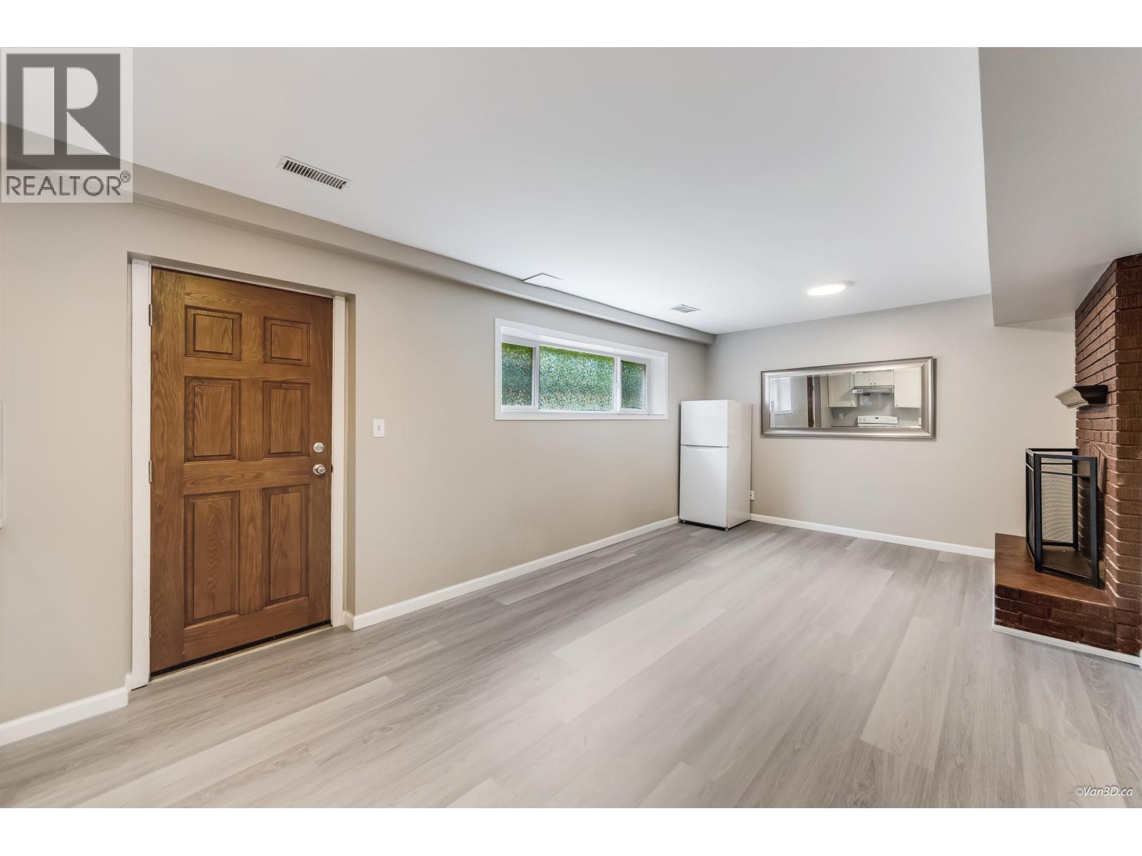 4145 RIPPLE ROAD, West Vancouver