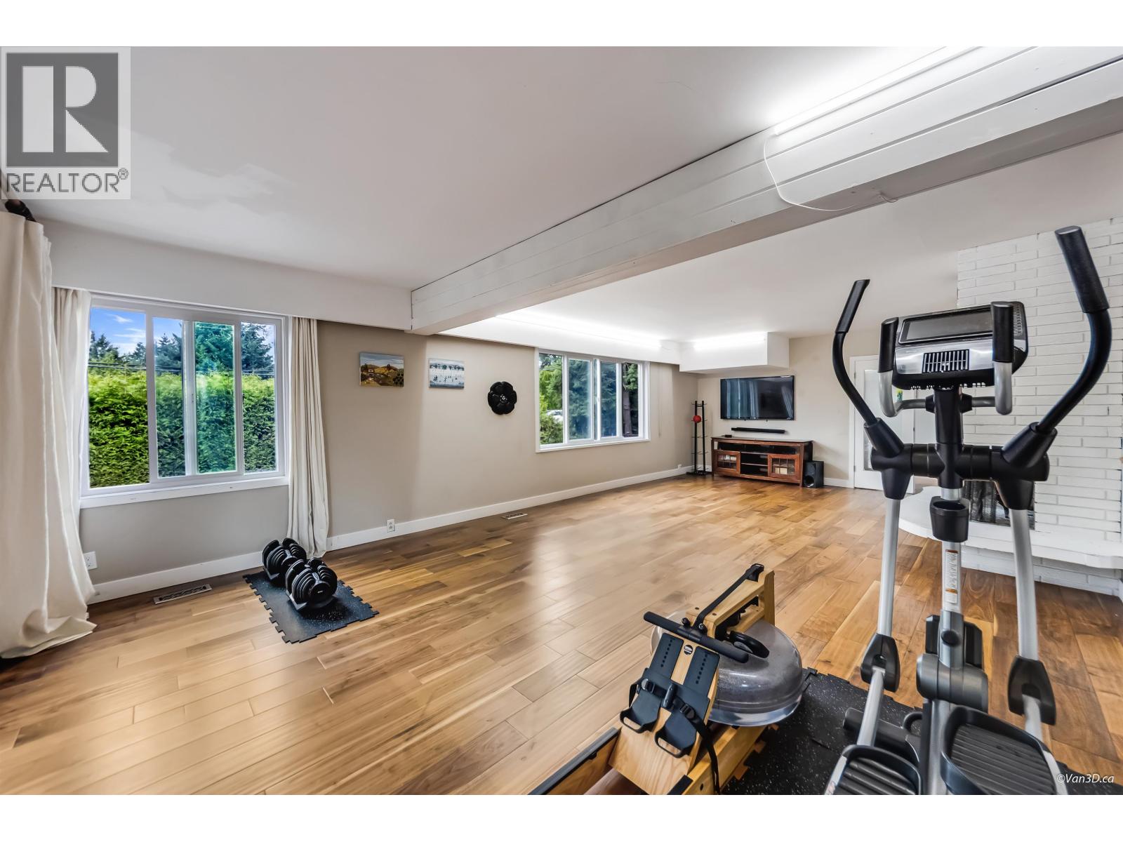 4145 RIPPLE ROAD, West Vancouver