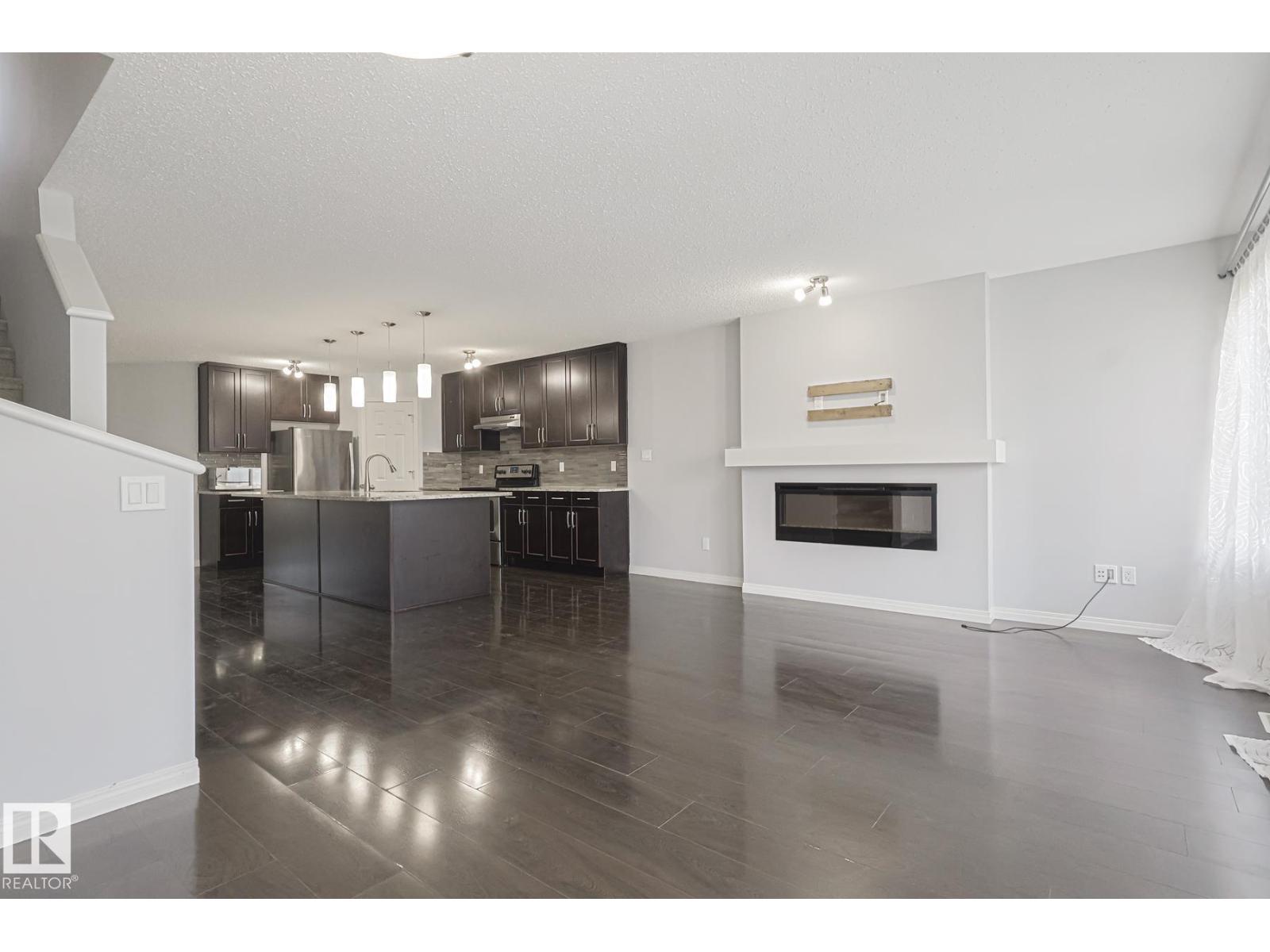 Photo 9 of 3816 Powell Wd Sw, Edmonton AB