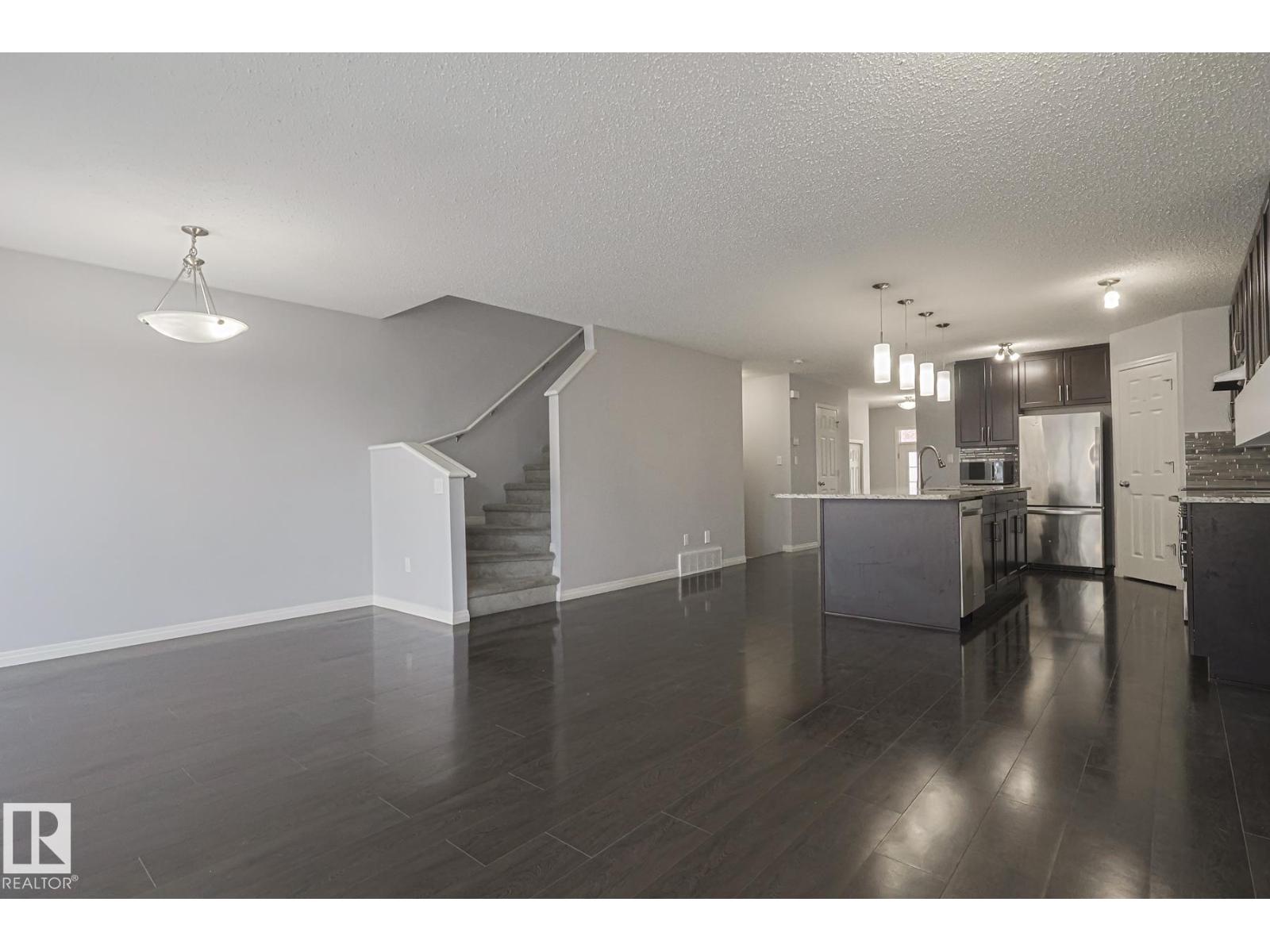 Photo 8 of 3816 Powell Wd Sw, Edmonton AB
