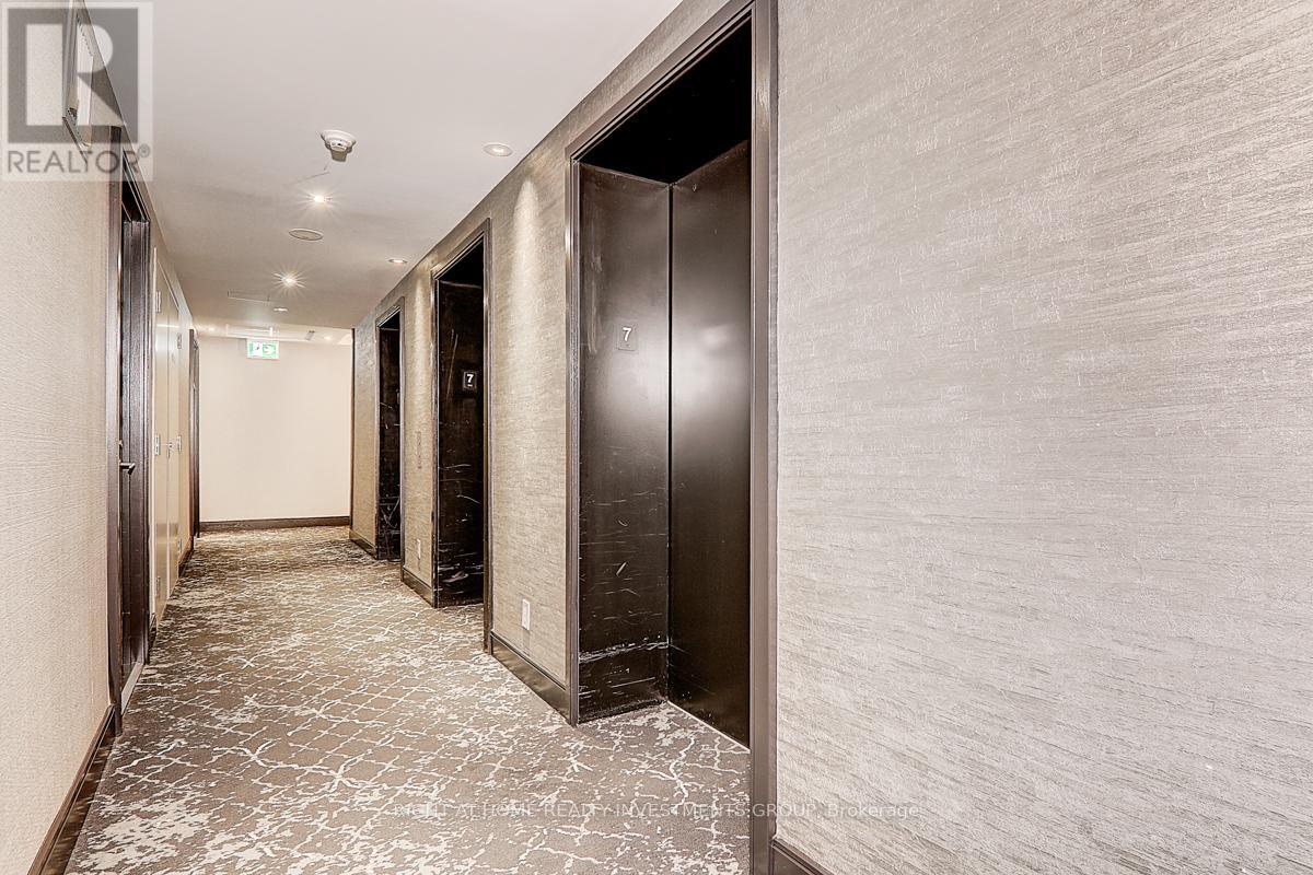Photo 24 of 704 18 Yorkville Avenue, Toronto ON