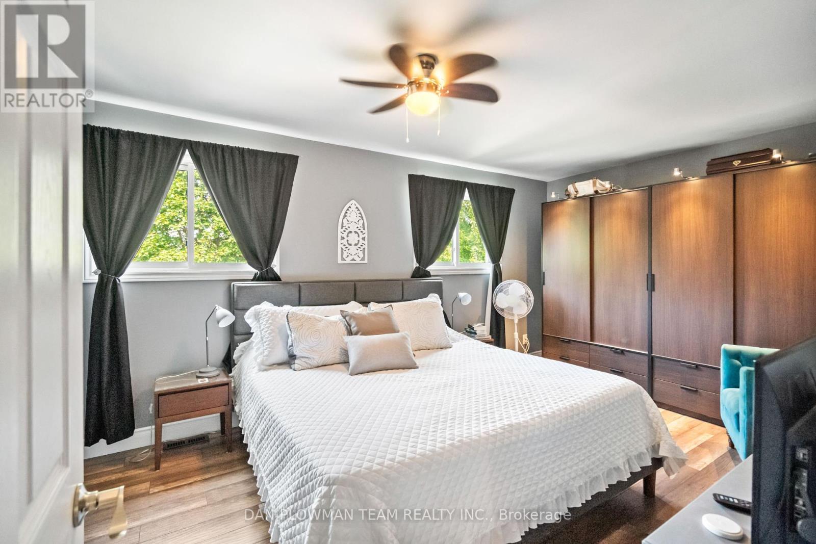 Photo 7 of 71 Barley Mill Crescent, Clarington ON
