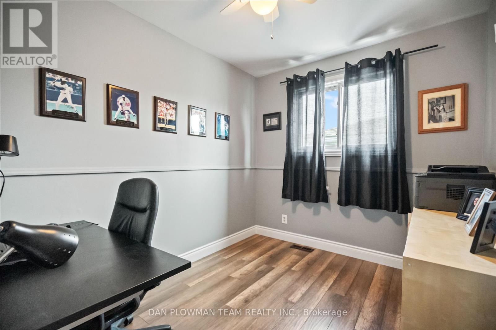 Photo 5 of 71 Barley Mill Crescent, Clarington ON