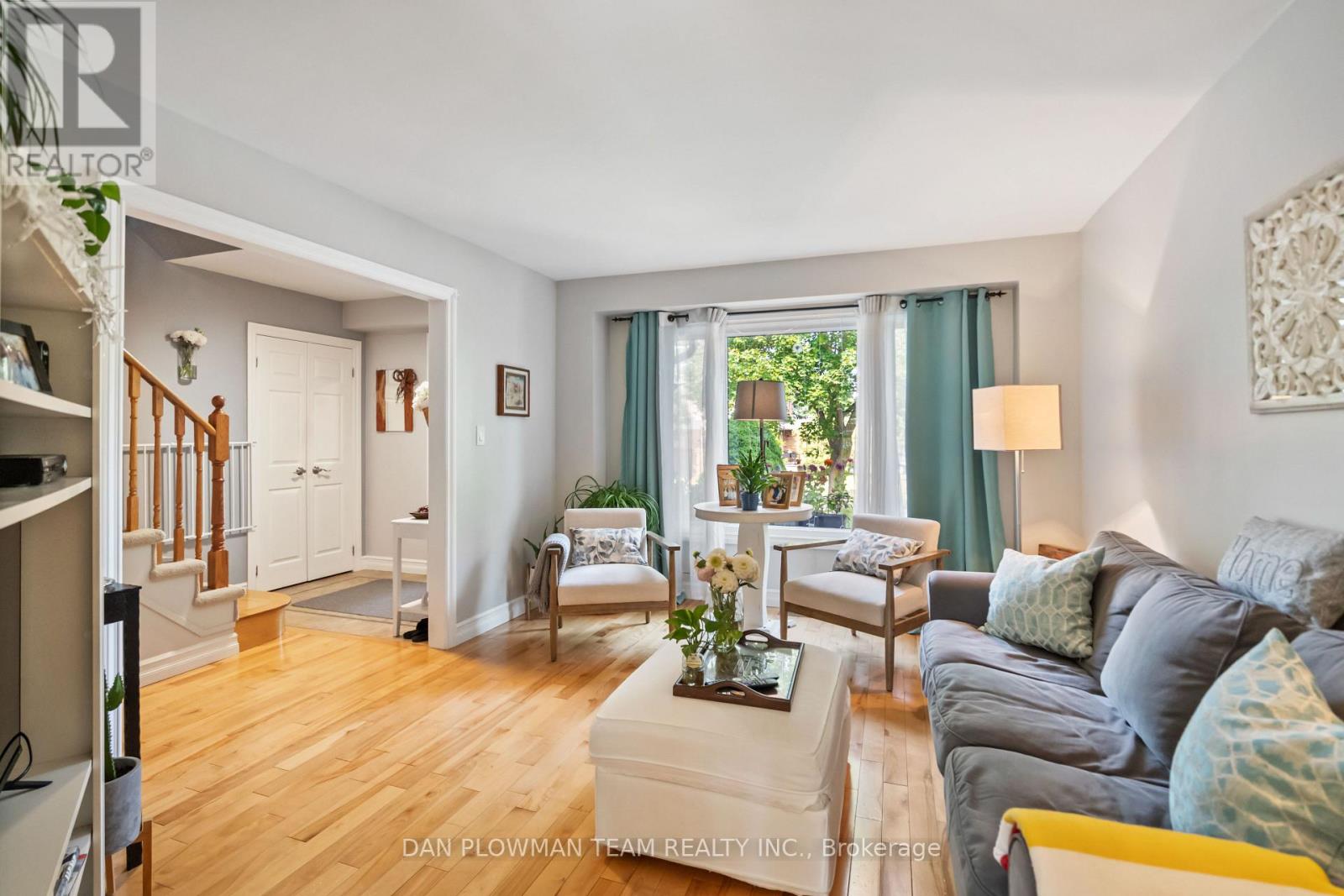 Photo 27 of 71 Barley Mill Crescent, Clarington ON