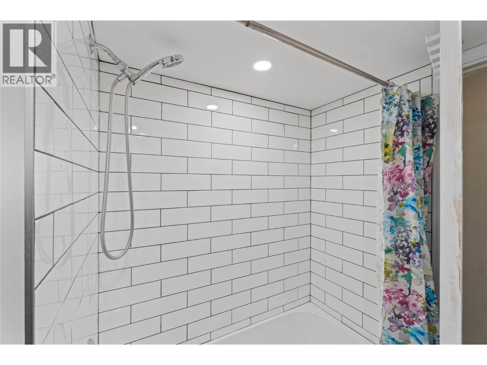 Photo 13 of 1221 Hugh Allan Drive Unit 14, Kamloops BC