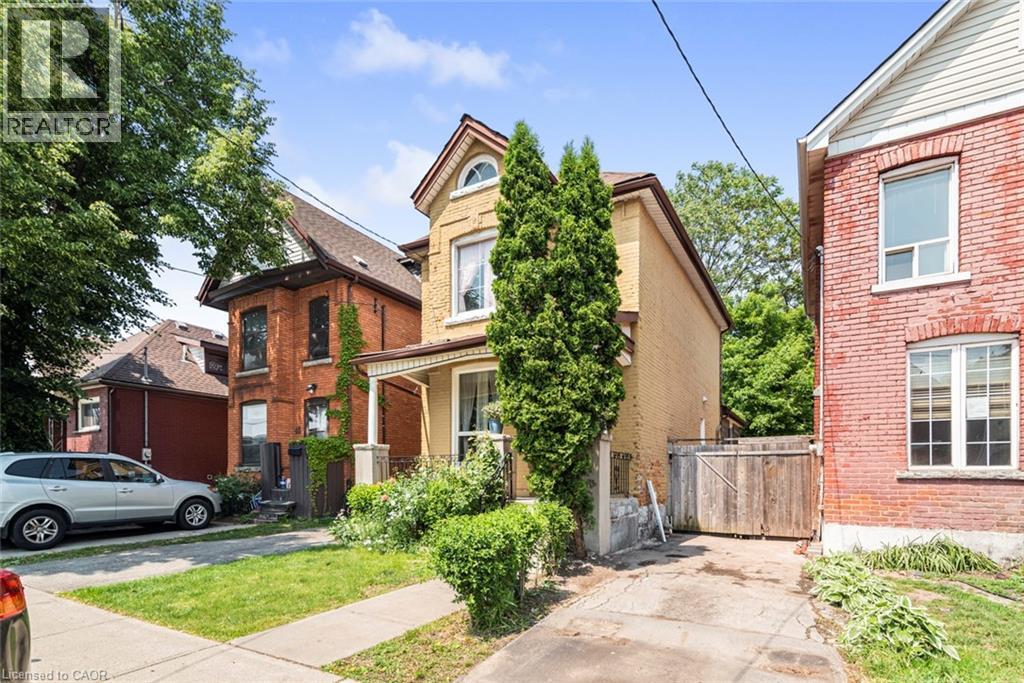 Photo 3 of 47 Clyde Street, Hamilton ON