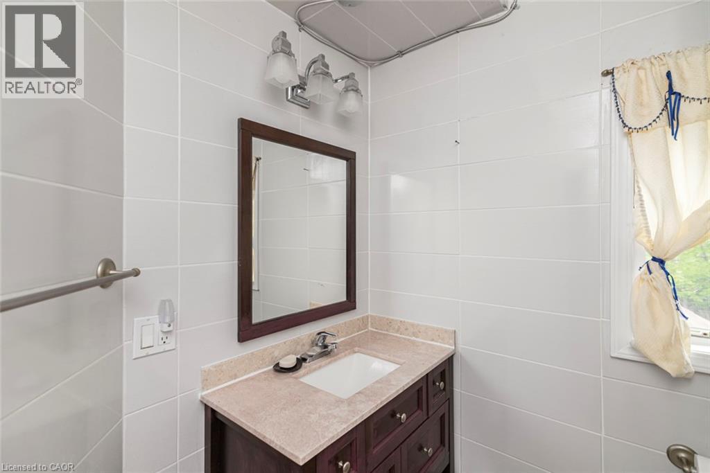 Photo 33 of 47 Clyde Street, Hamilton ON