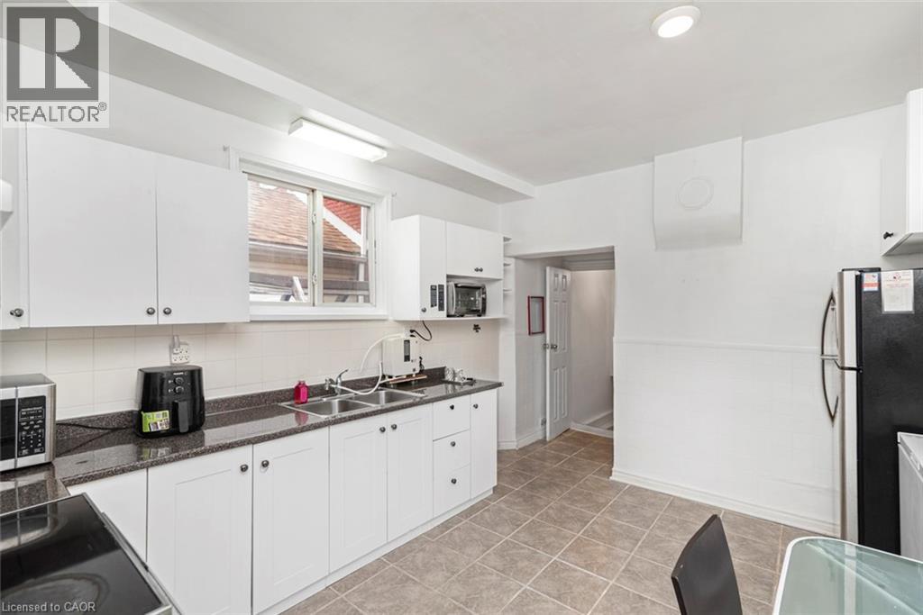 Photo 19 of 47 Clyde Street, Hamilton ON