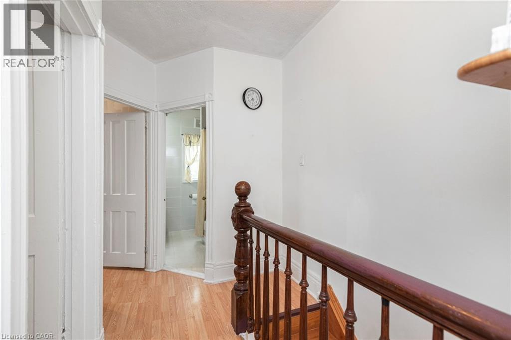 Photo 24 of 47 Clyde Street, Hamilton ON