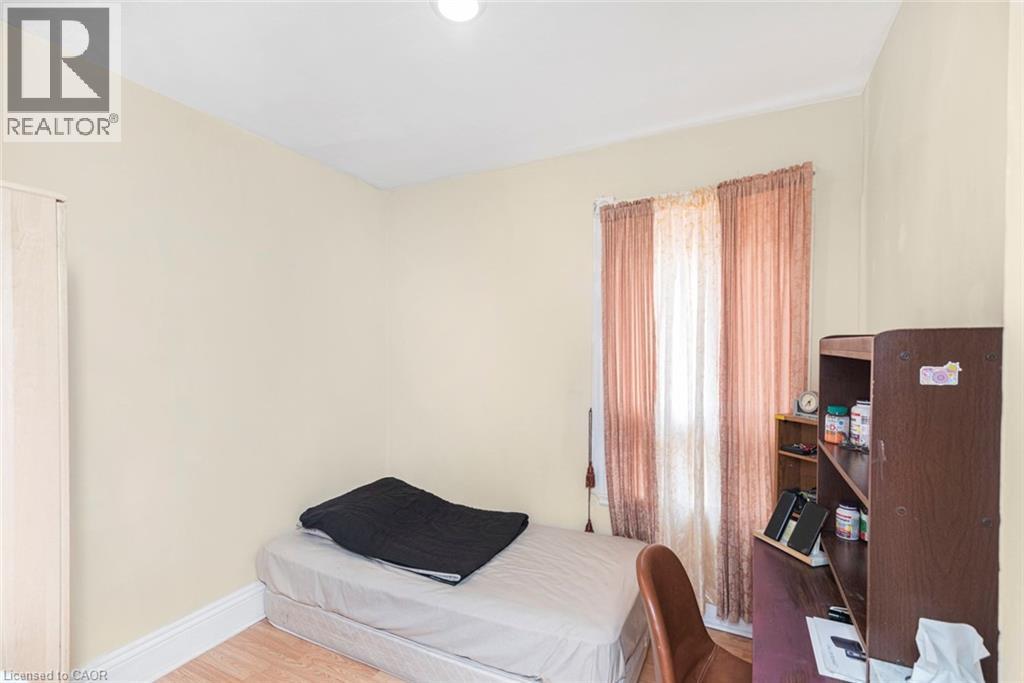 Photo 29 of 47 Clyde Street, Hamilton ON
