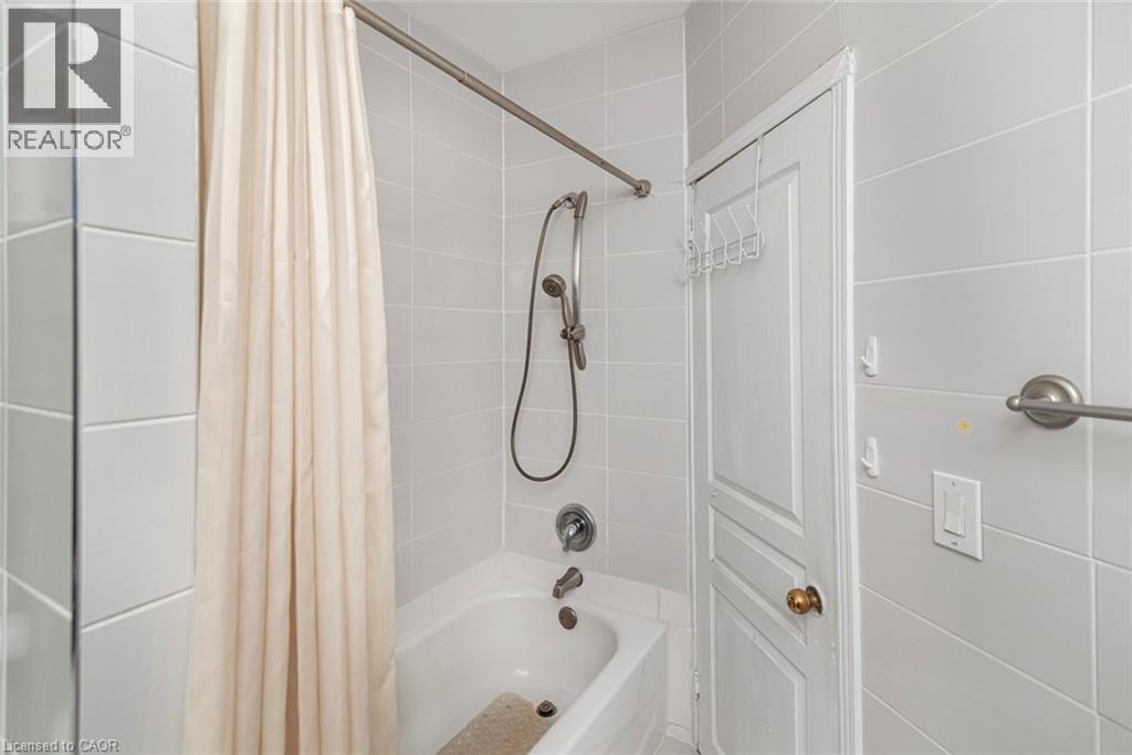 Photo 32 of 47 Clyde Street, Hamilton ON