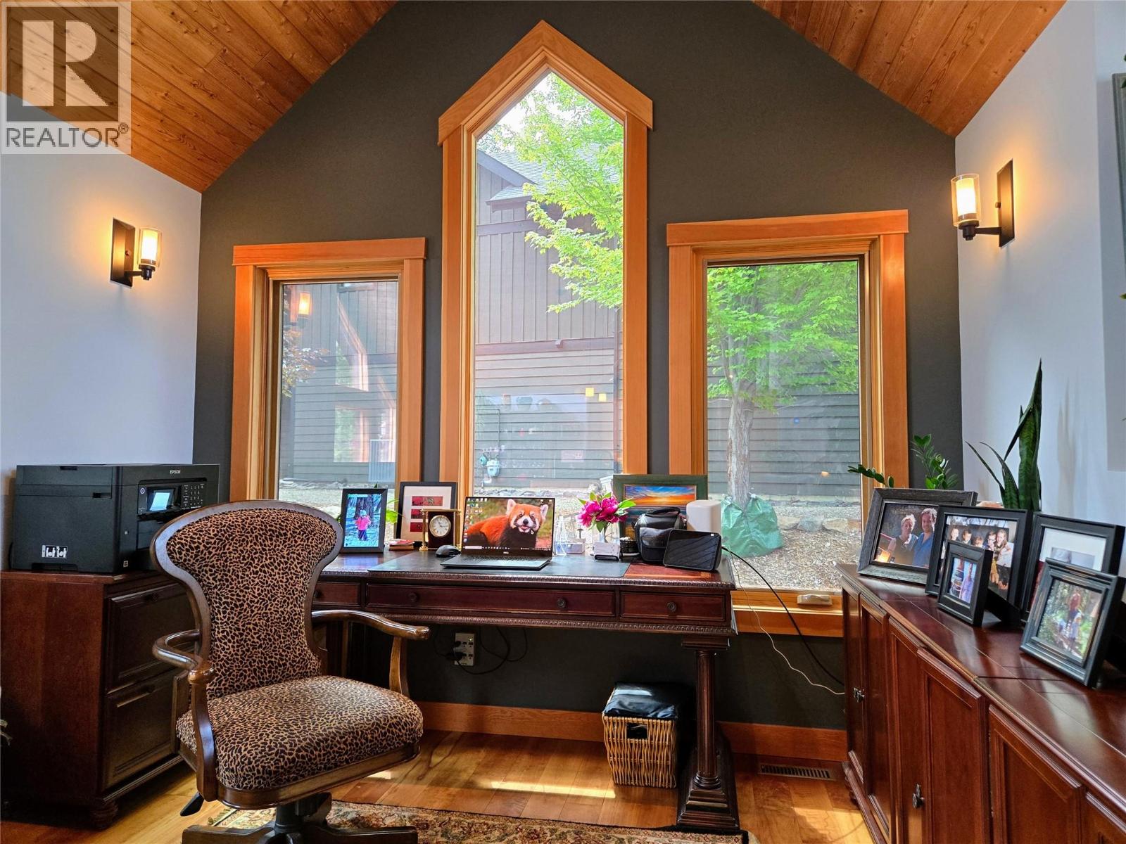 2517 Cobblestone Trail, Invermere