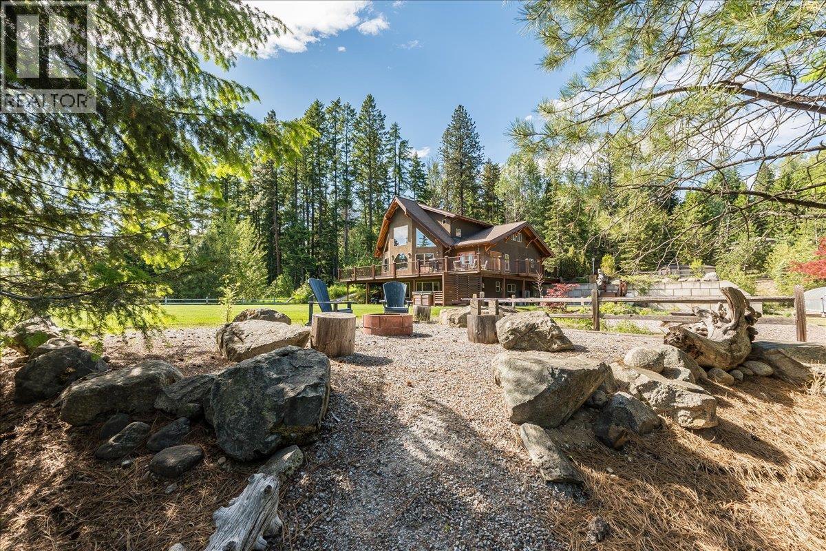 Photo 4 of 3802 Aaron Road, Nelson BC