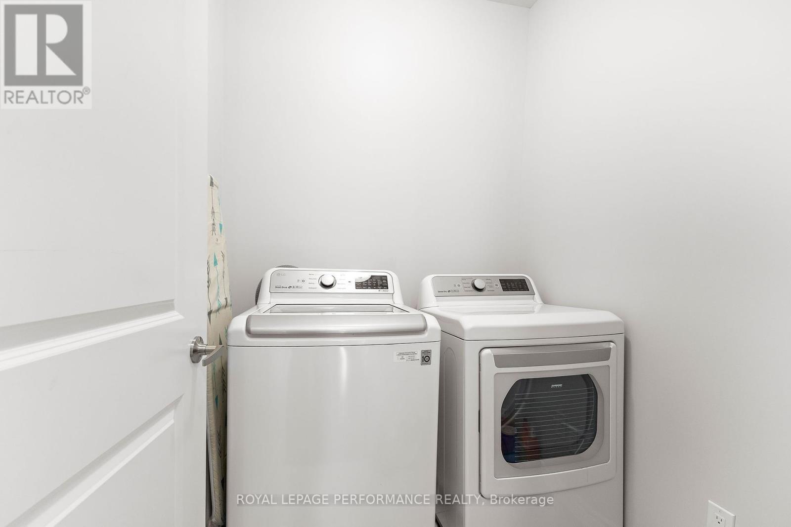 Photo 14 of 3532 River Run Avenue, Ottawa ON