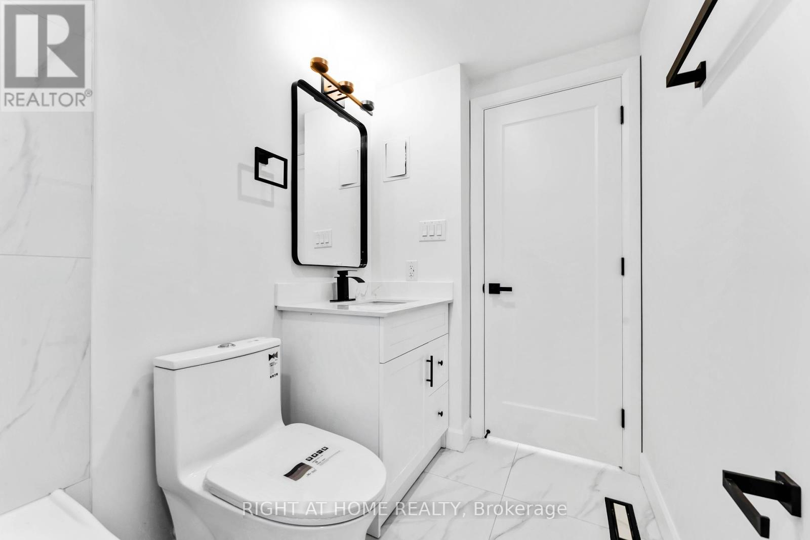 Photo 14 of 2700 Priscilla Street, Ottawa ON