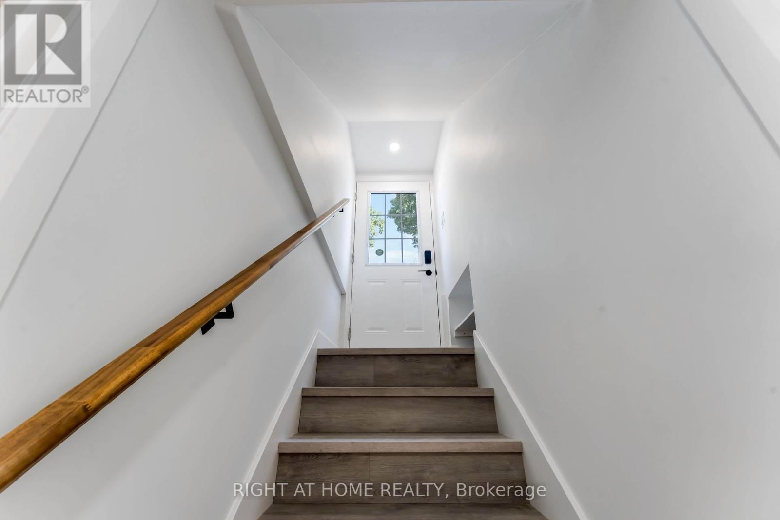 Photo 30 of 2700 Priscilla Street, Ottawa ON