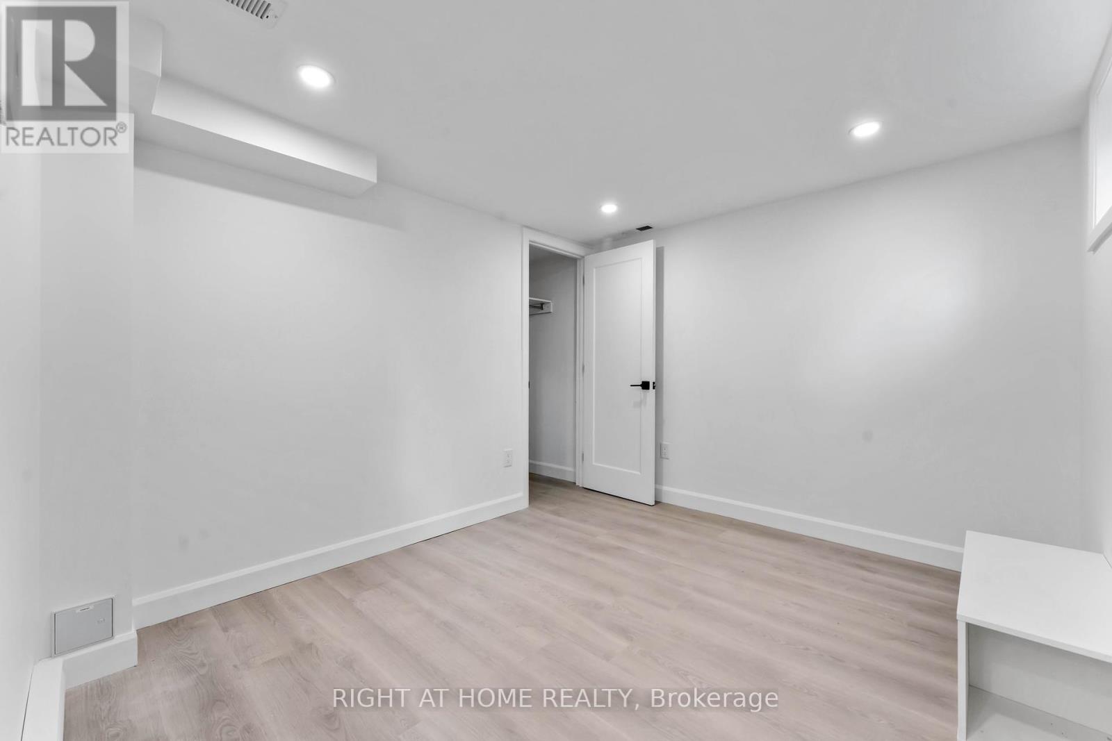 Photo 36 of 2700 Priscilla Street, Ottawa ON