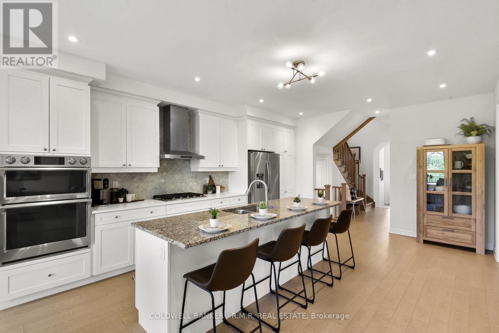 Photo 10 of 179 Westfield Drive, Whitby ON