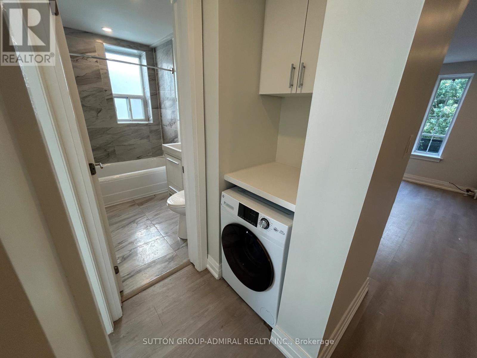 Photo 8 of 307 699 Eglinton Avenue W, Toronto ON