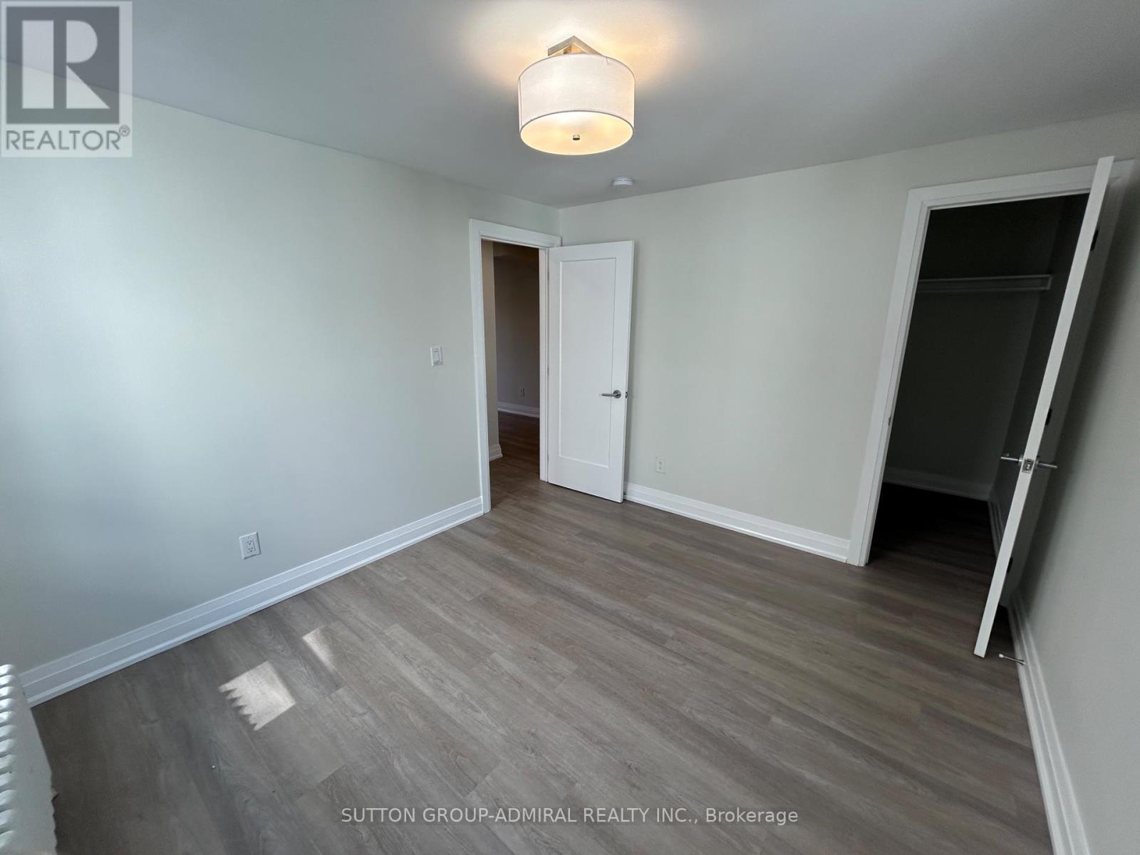 Photo 9 of 307 699 Eglinton Avenue W, Toronto ON
