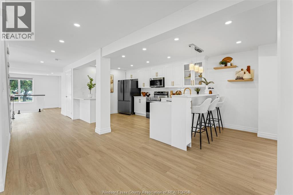 Photo 15 of 8830 Riverside Drive East, Windsor ON