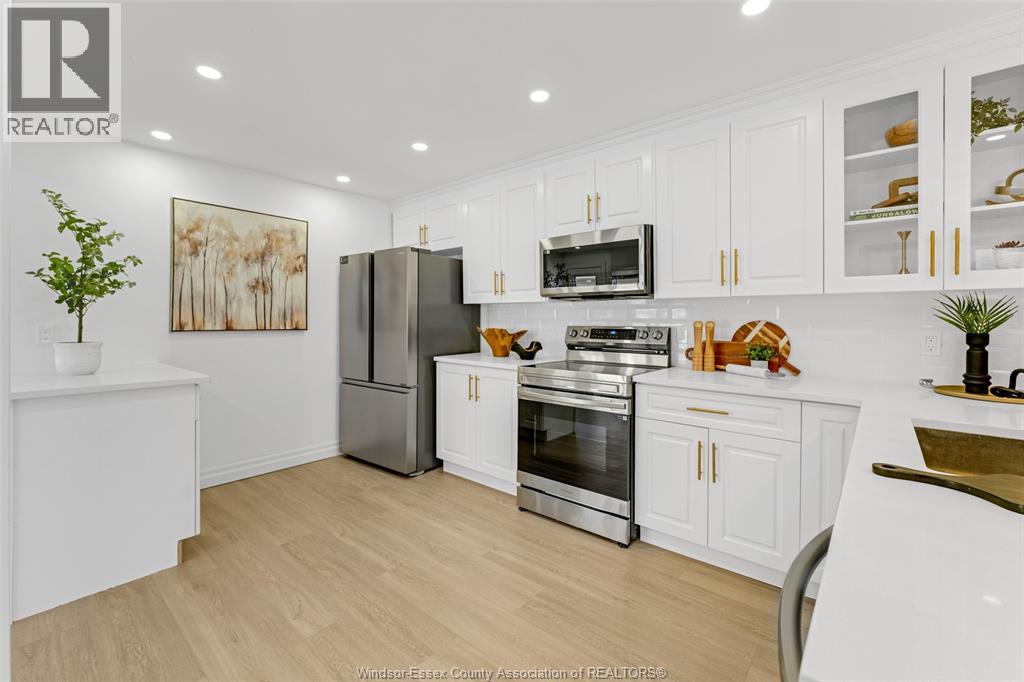 Photo 12 of 8830 Riverside Drive East, Windsor ON