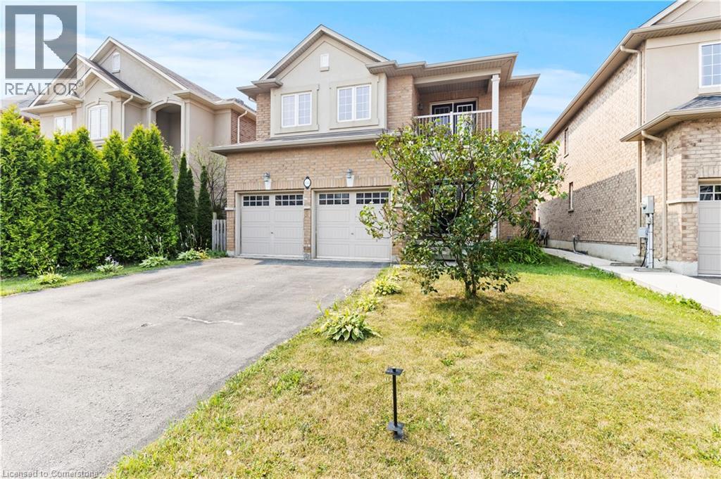 Photo 2 of 135 Raymond Road, Ancaster ON
