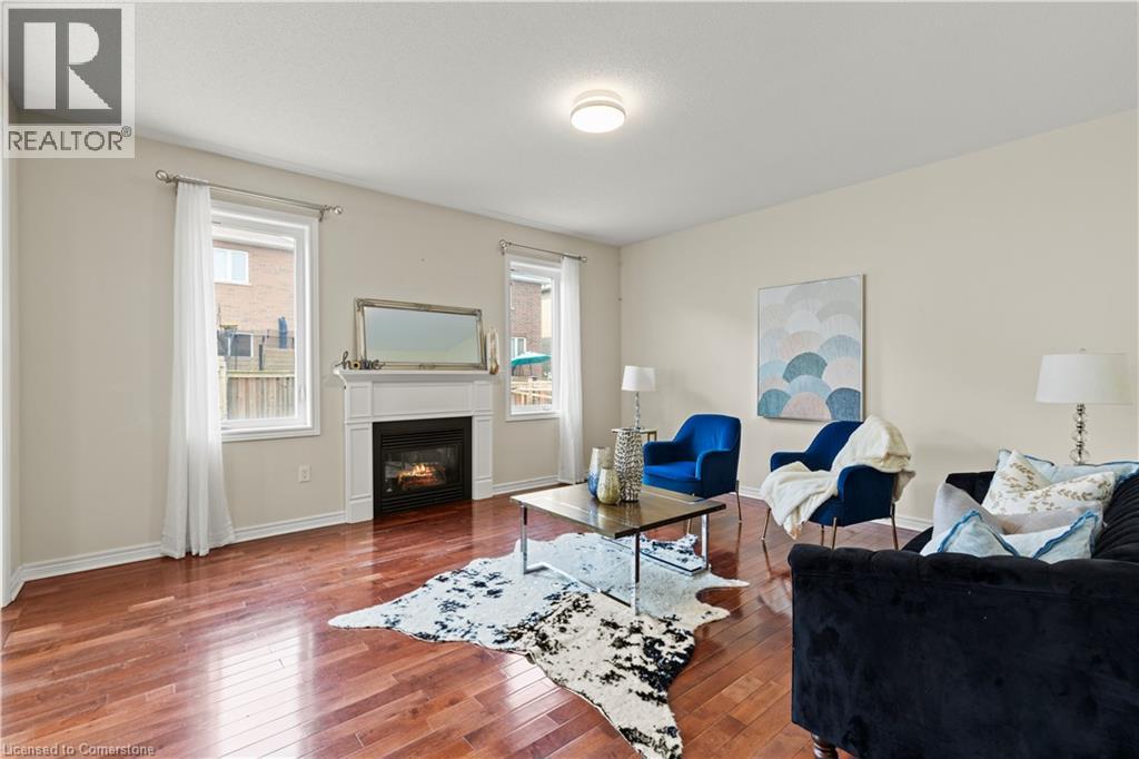 Photo 8 of 135 Raymond Road, Ancaster ON