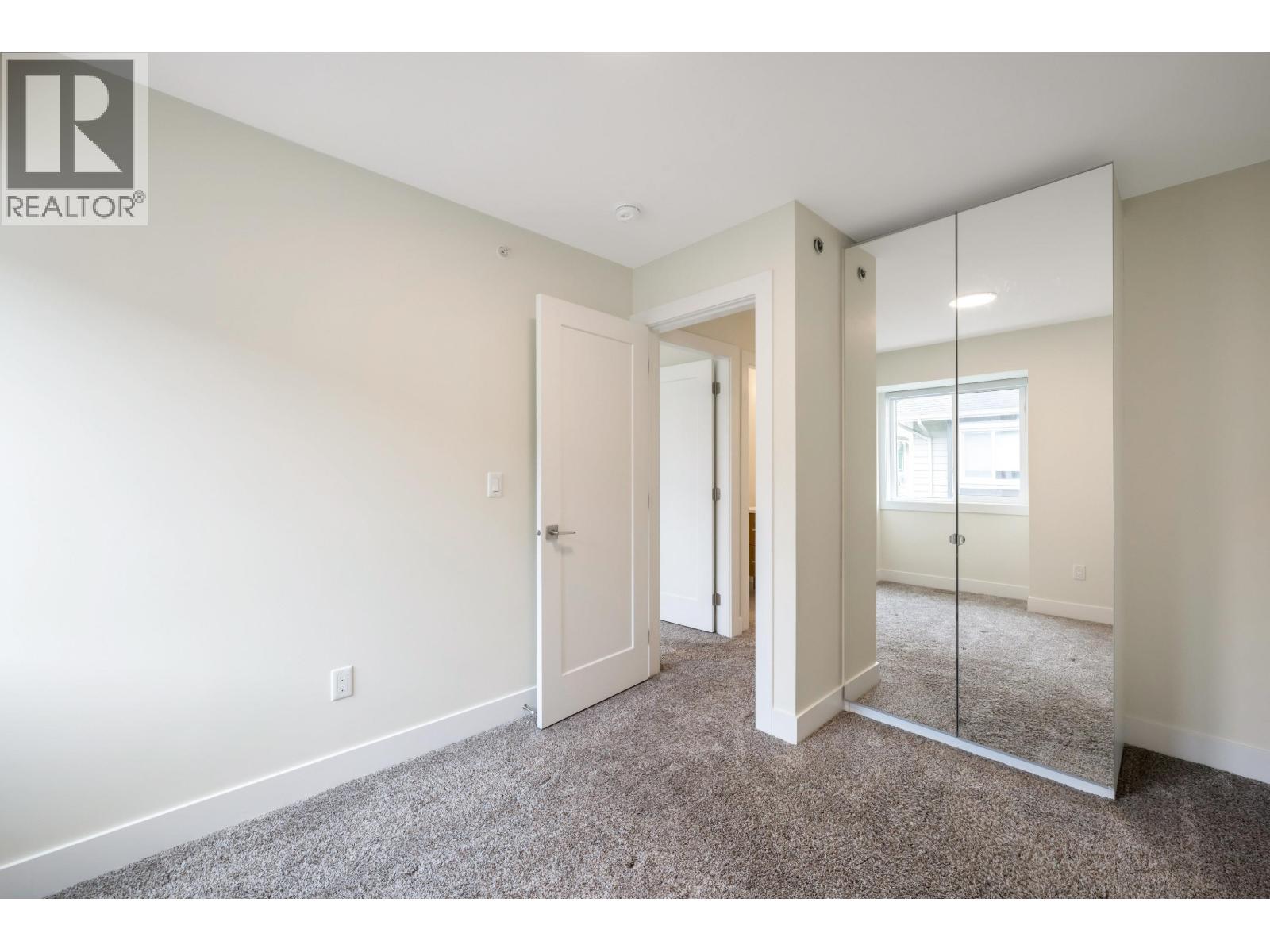 Photo 7 of 4908 Ellis Lane, Delta BC