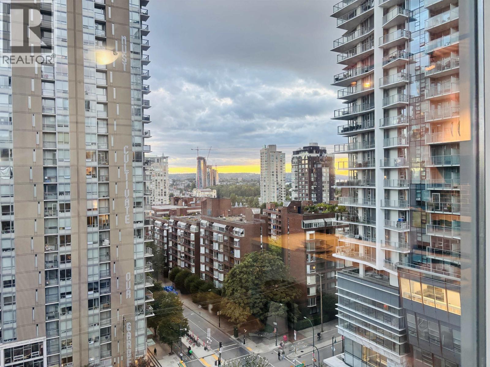 Photo 5 of 1203 1252 Hornby Street, Vancouver BC