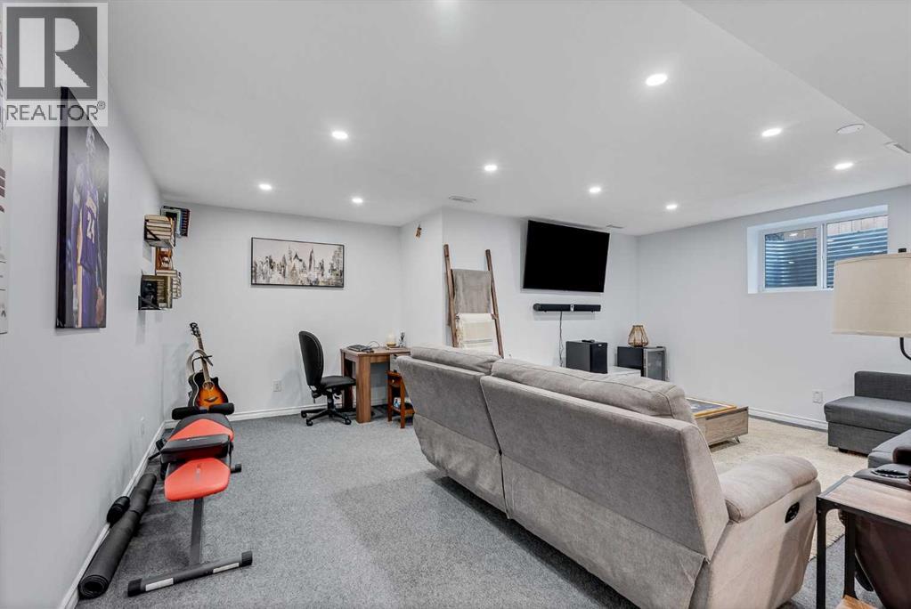 Single Family House for Sale in  Sage Valley Circle NW Sage Hill Calgary 