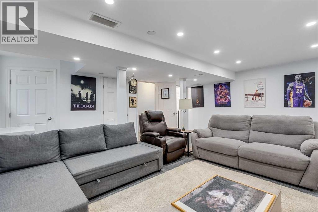 Single Family House for Sale in  Sage Valley Circle NW Sage Hill Calgary 