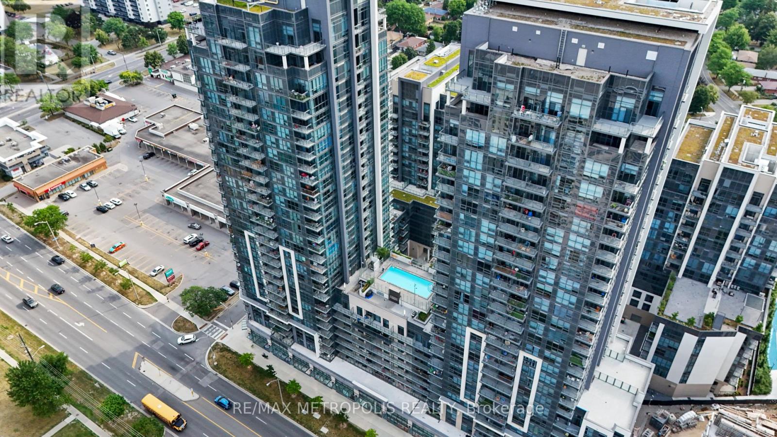 Photo 20 of 2310 20 Meadowglen Place, Toronto ON