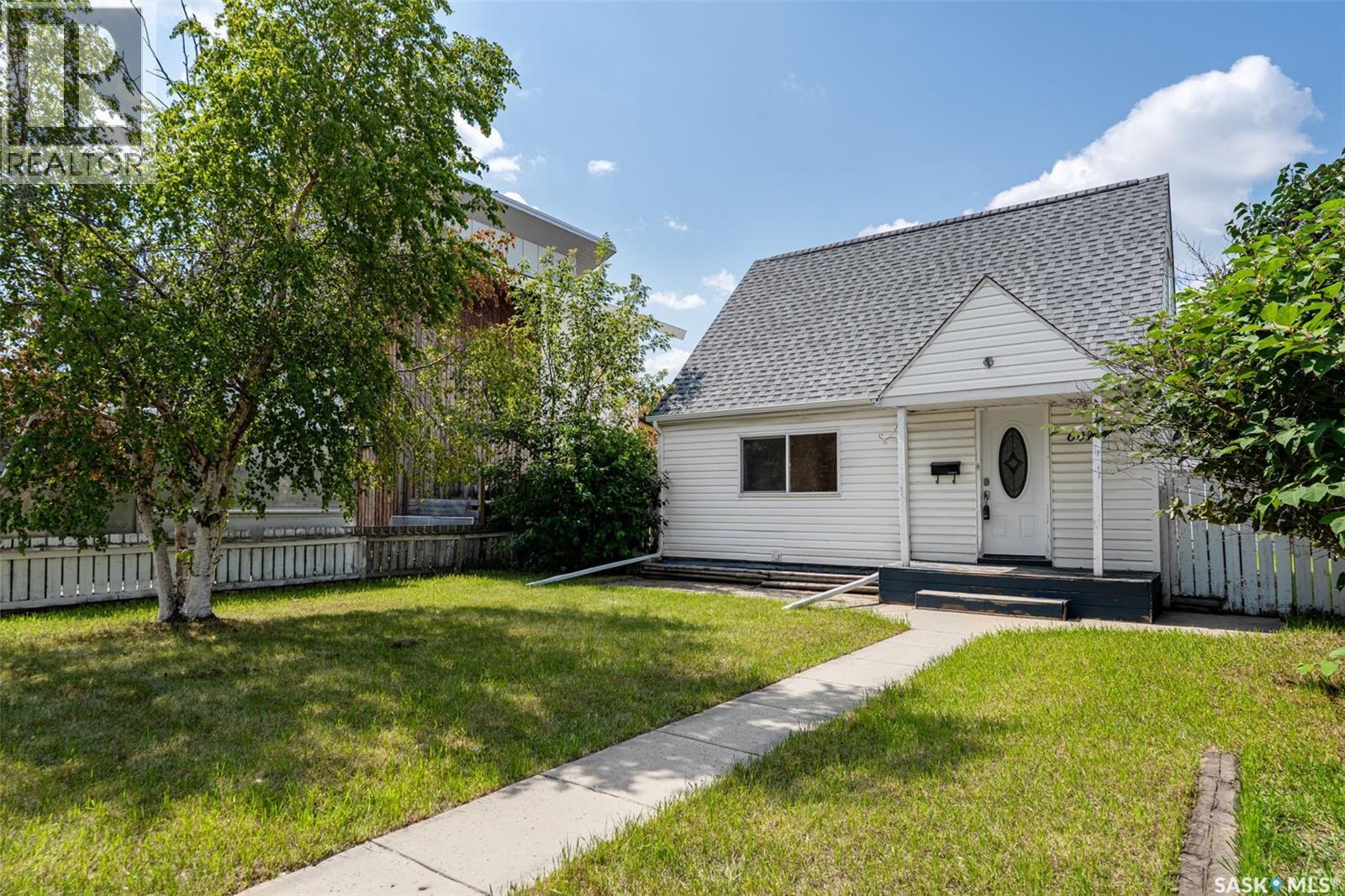 Photo 29 of 603 K Avenue S, Saskatoon SK