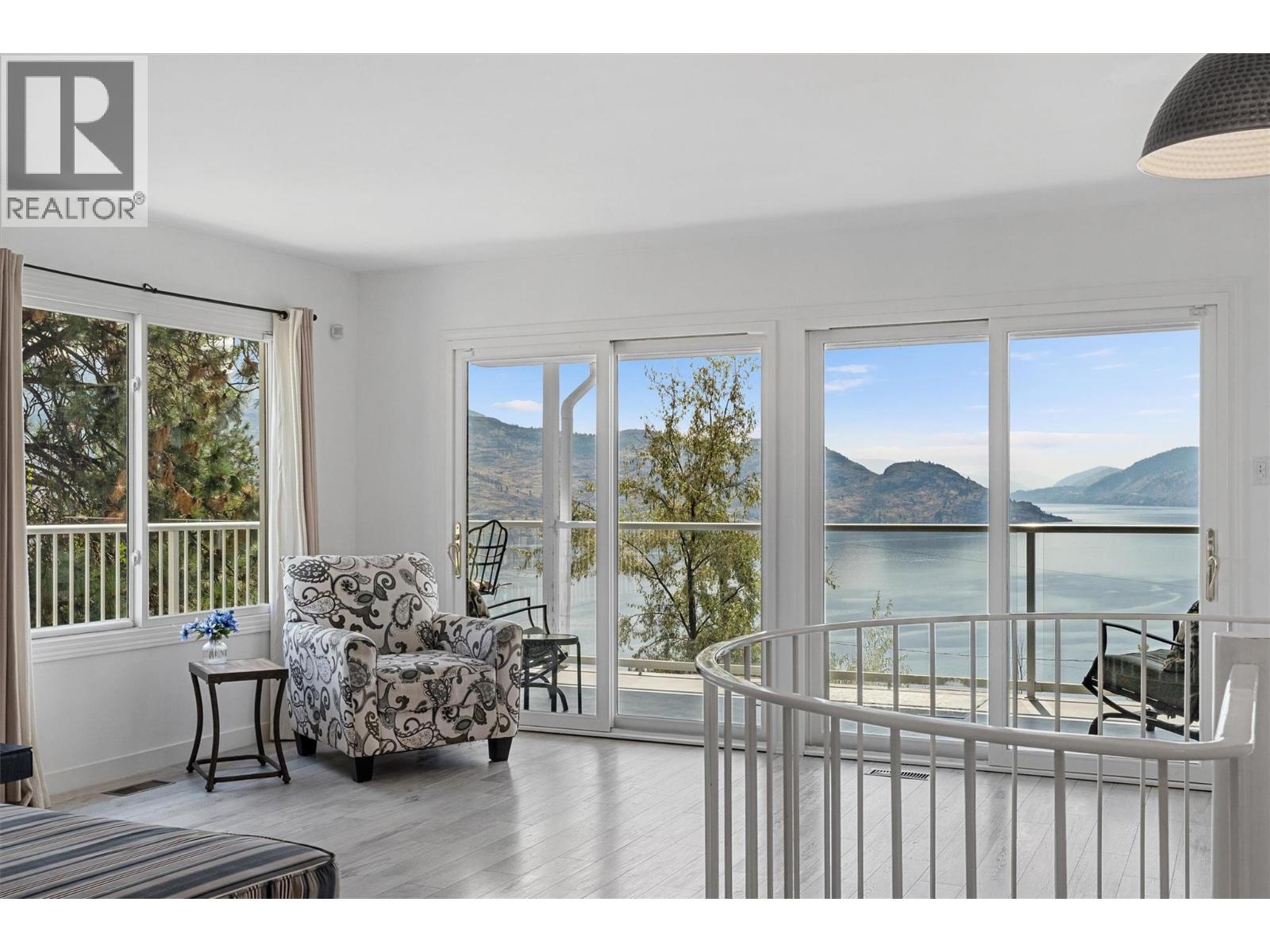  5815 MacGregor Road, Peachland