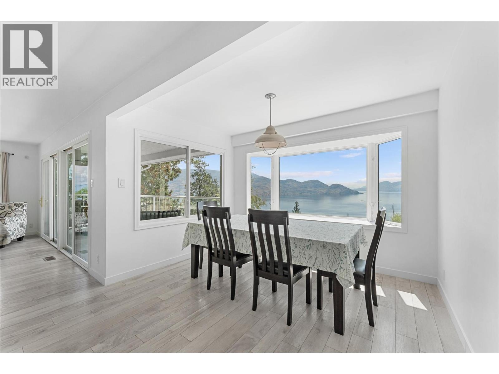  5815 MacGregor Road, Peachland