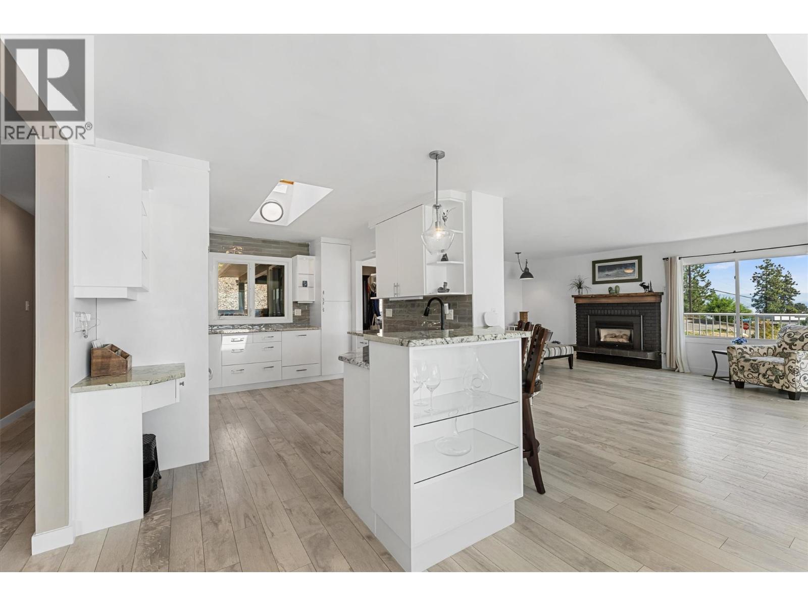  5815 MacGregor Road, Peachland