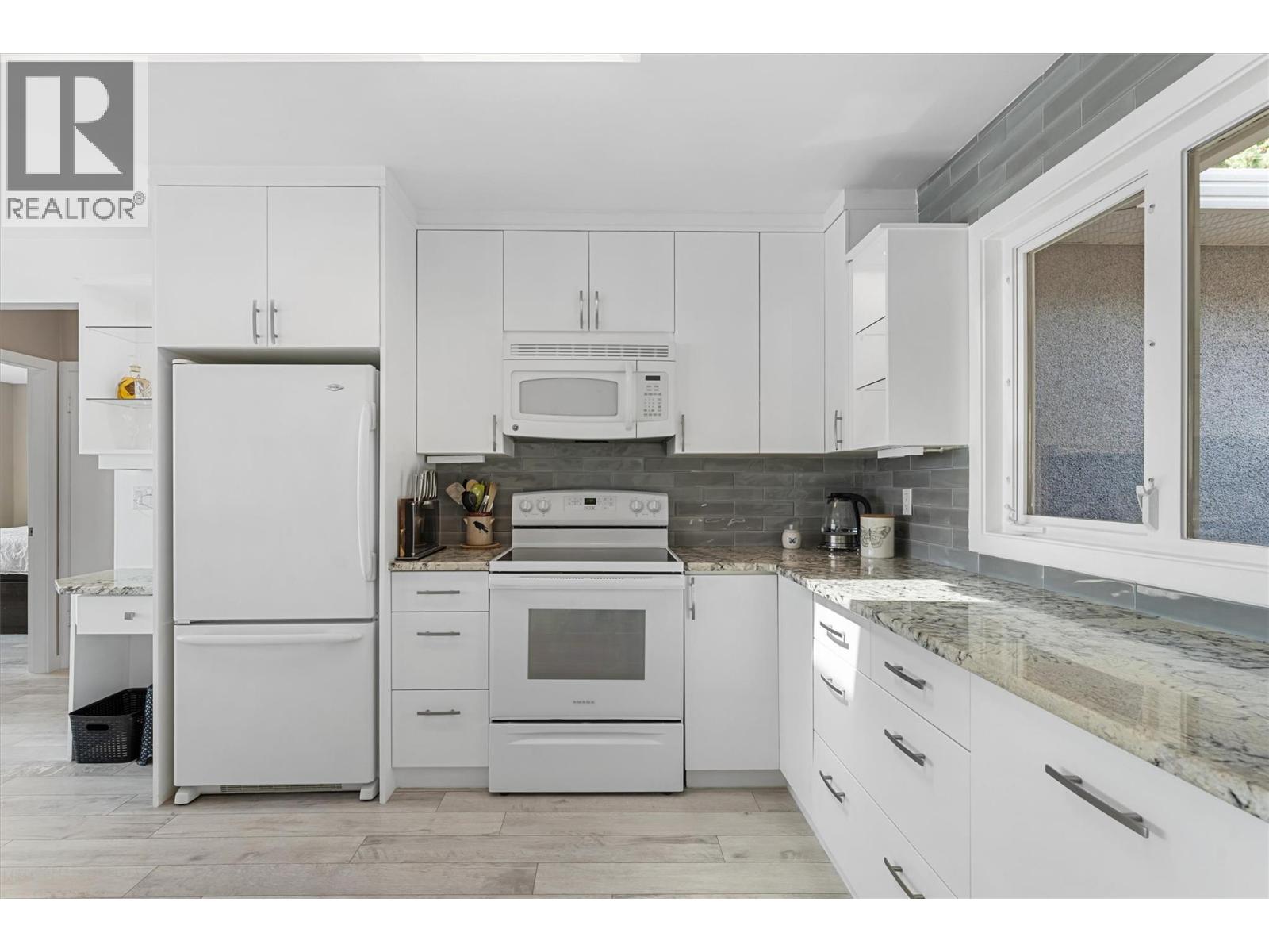  5815 MacGregor Road, Peachland