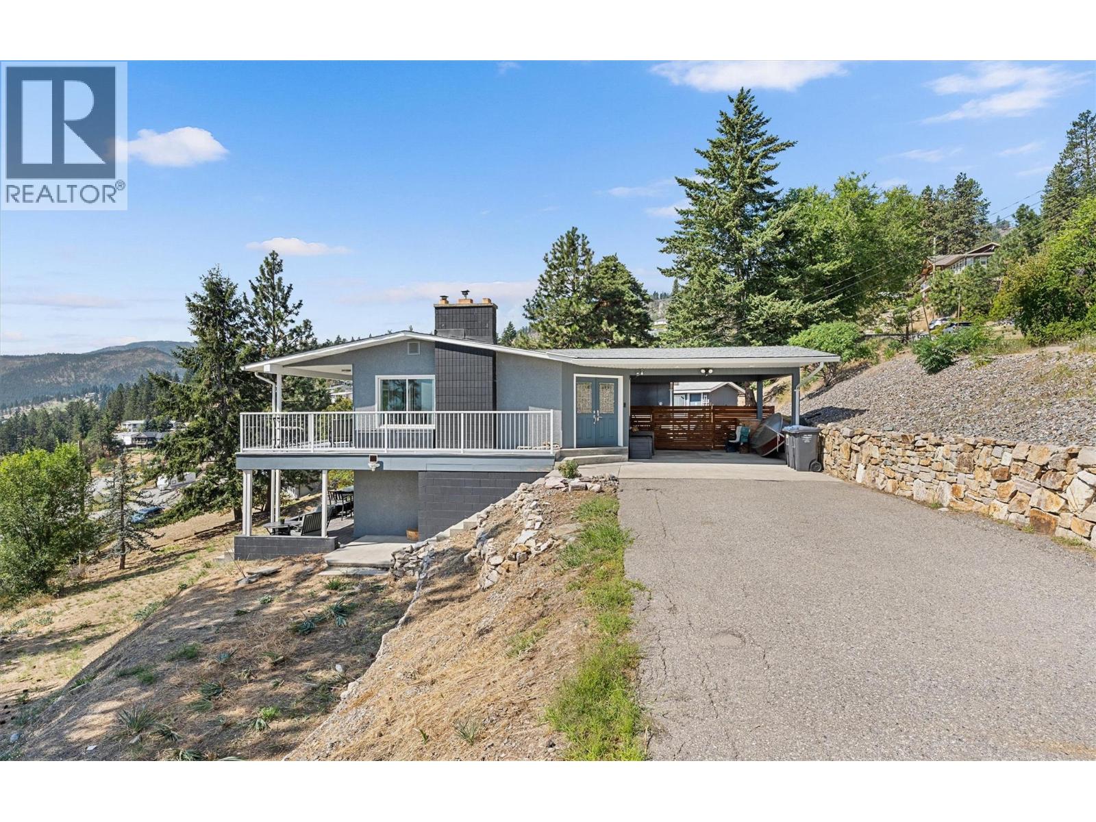  5815 MacGregor Road, Peachland