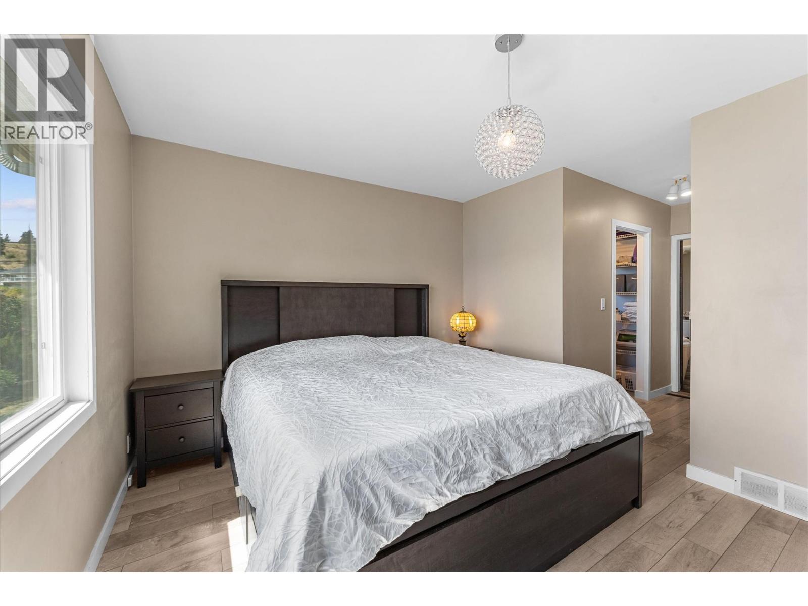  5815 MacGregor Road, Peachland