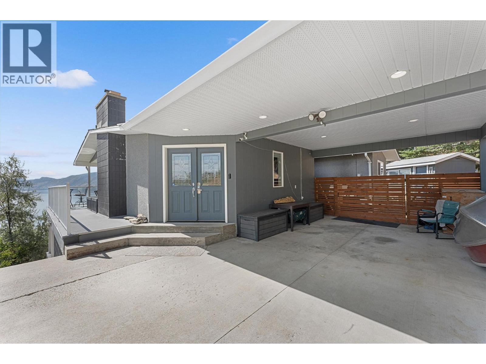  5815 MacGregor Road, Peachland
