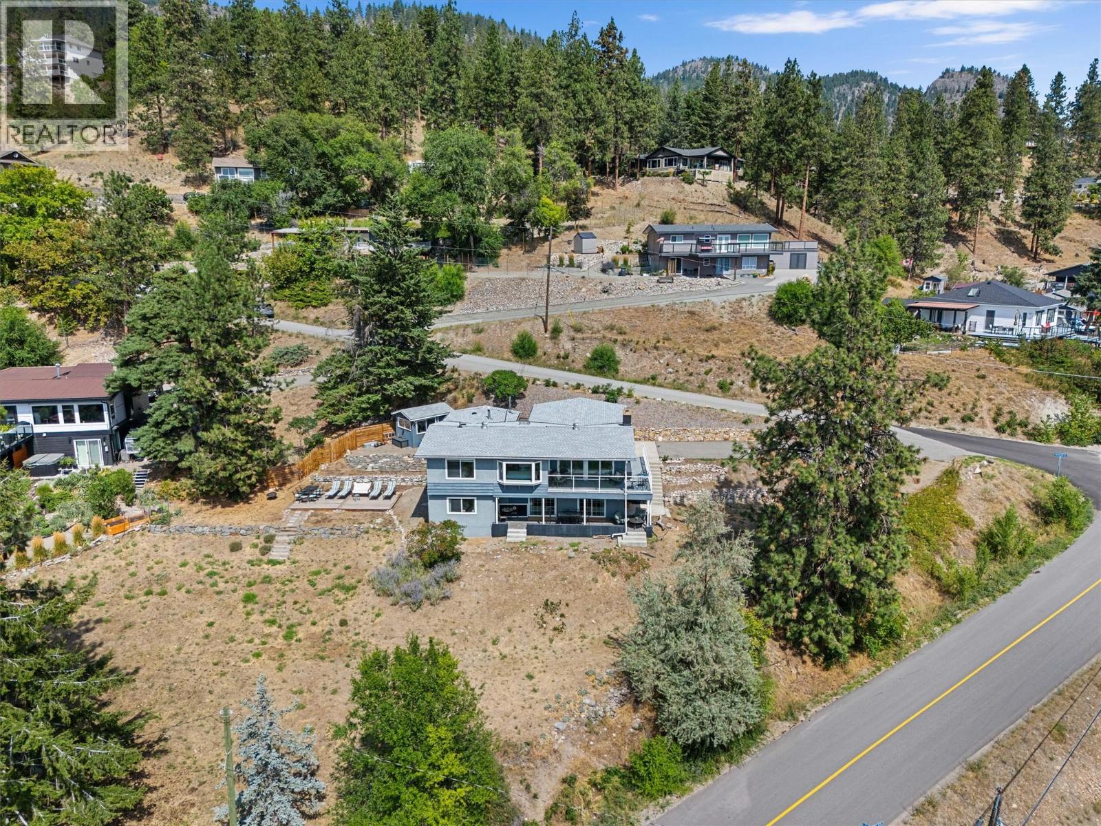  5815 MacGregor Road, Peachland