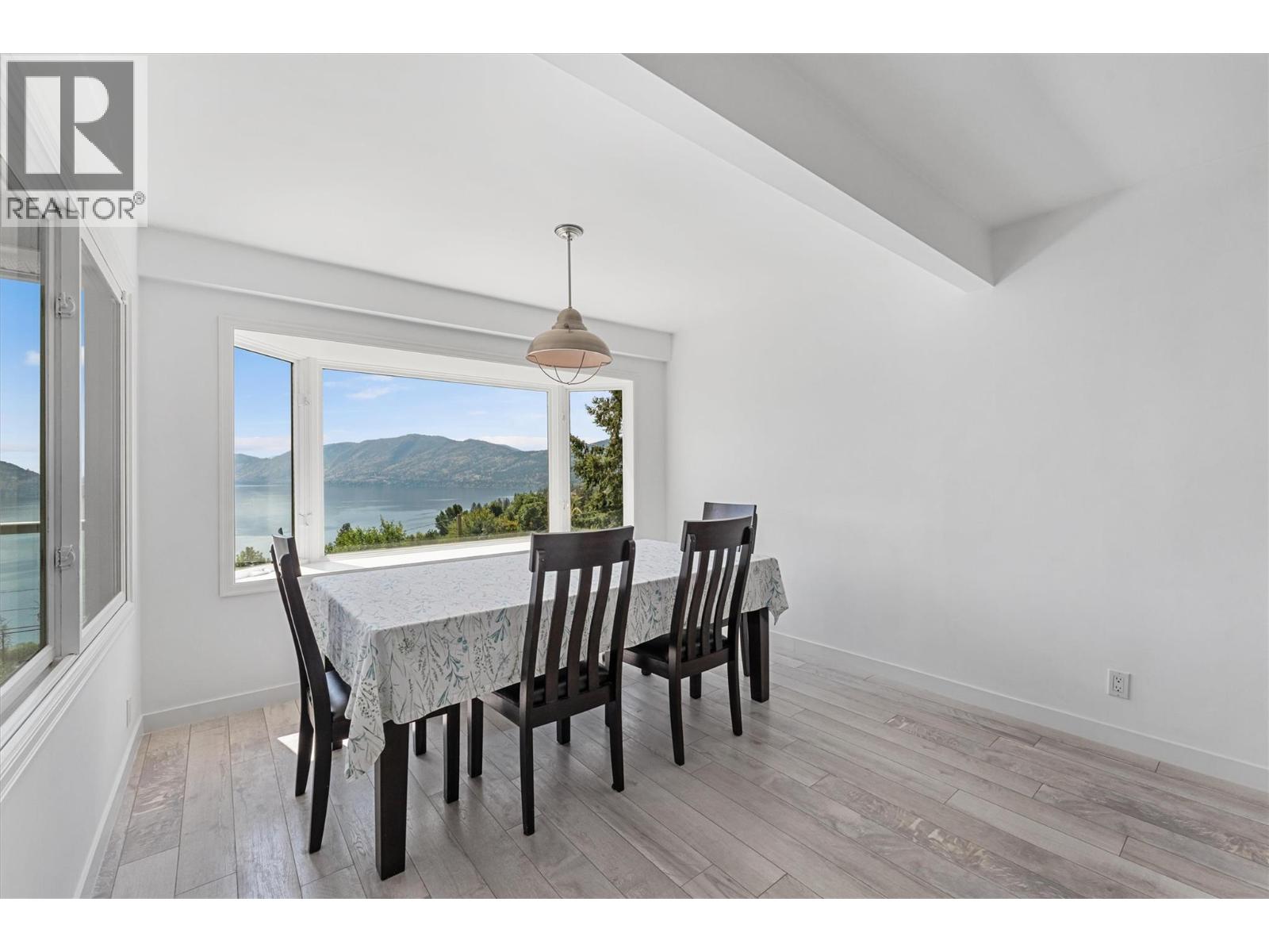  5815 MacGregor Road, Peachland
