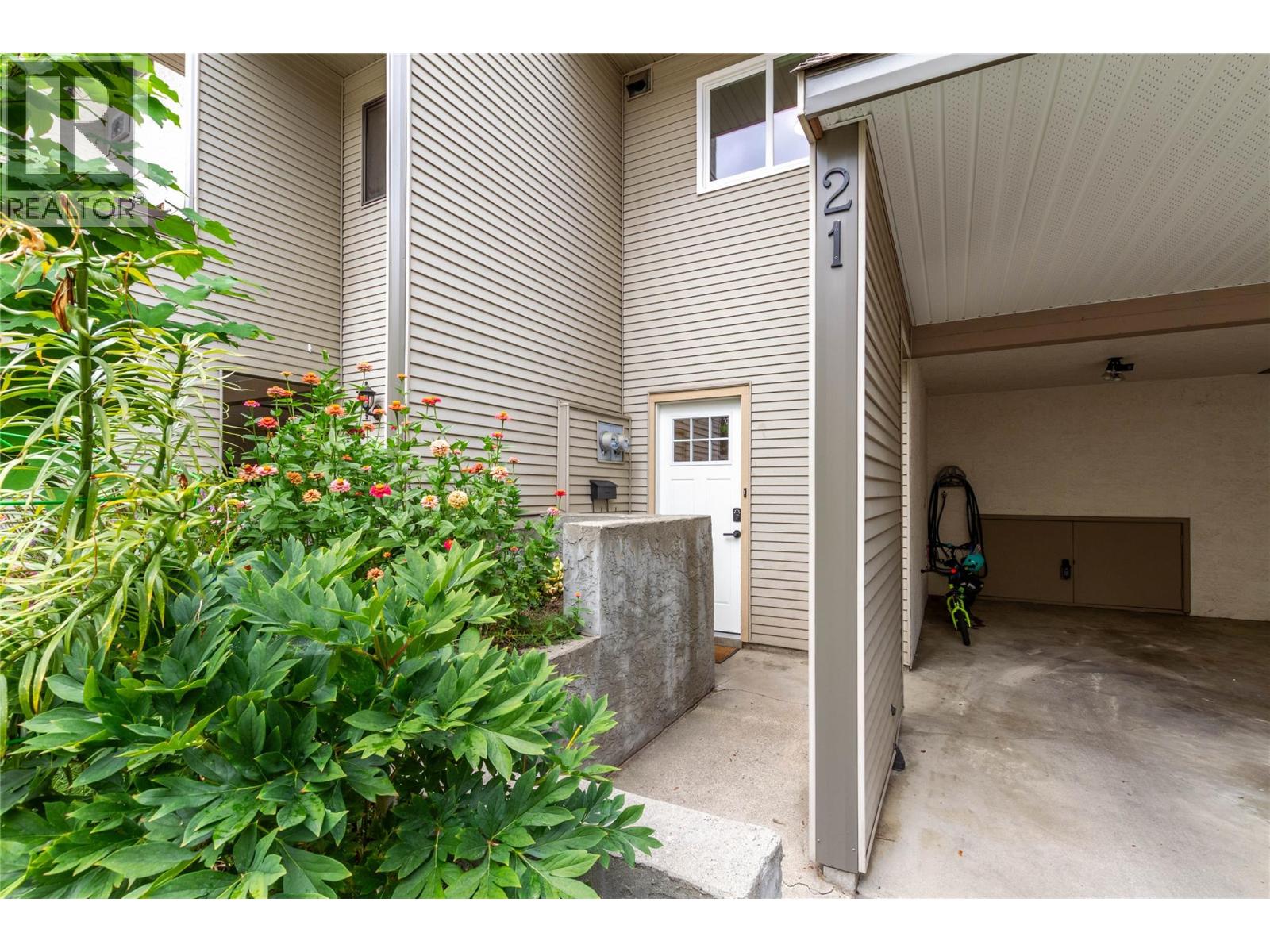 21 1985 Burtch Road, Kelowna