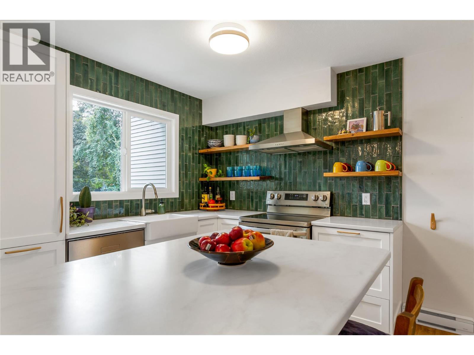21 1985 Burtch Road, Kelowna