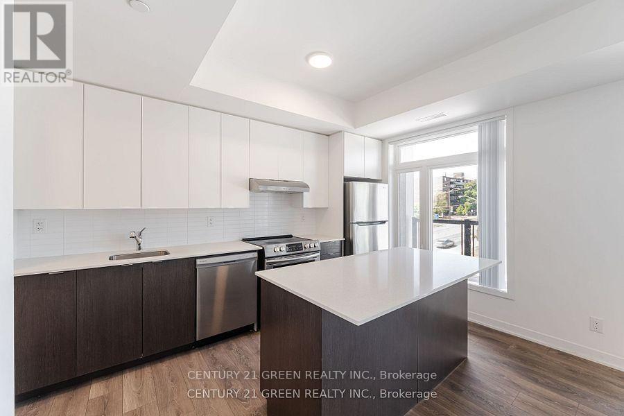 Photo 24 of 409 160 Canon Jackson Drive, Toronto ON