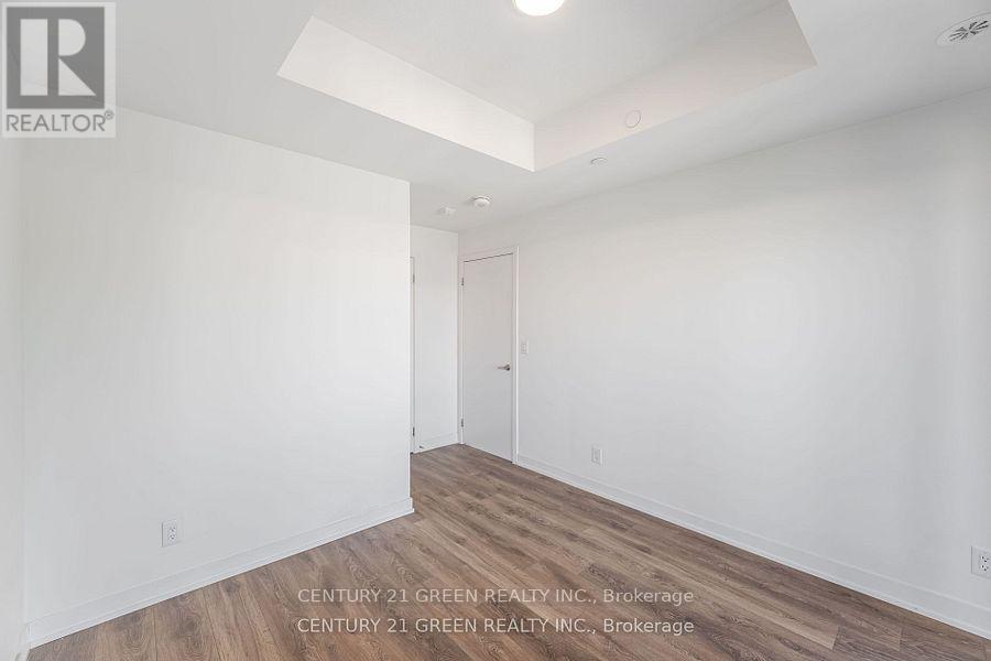 Photo 14 of 409 160 Canon Jackson Drive, Toronto ON