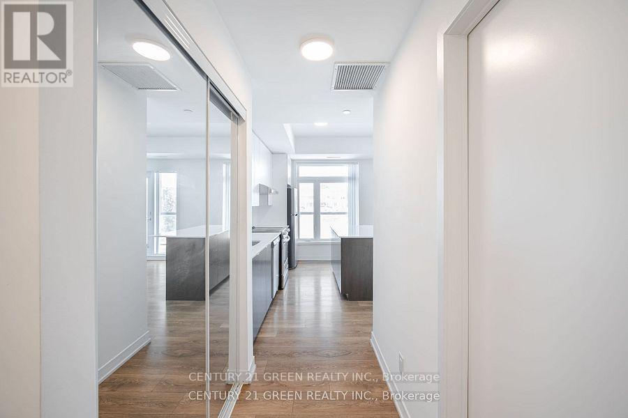 Photo 25 of 409 160 Canon Jackson Drive, Toronto ON