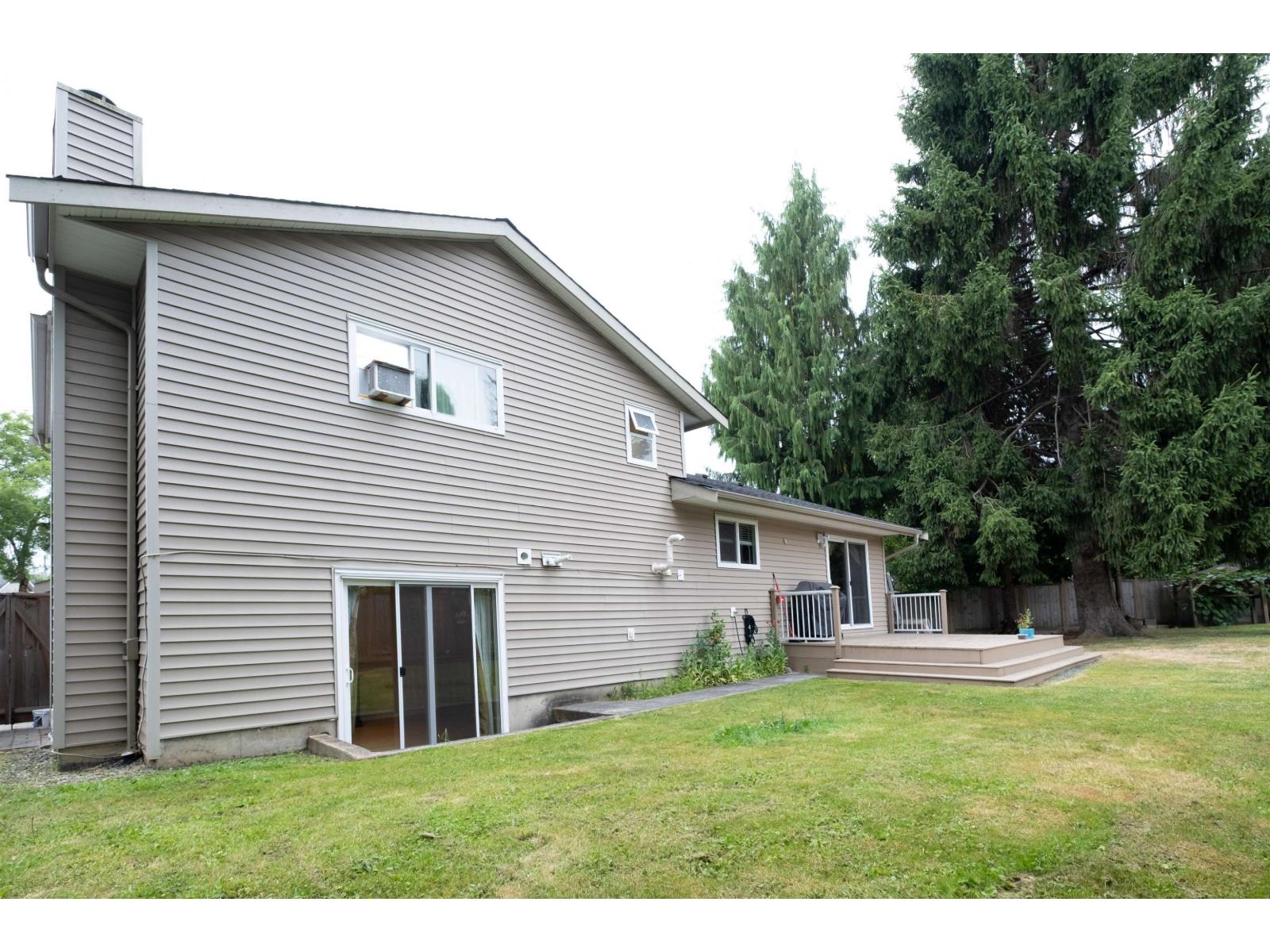 Photo 2 of 9222 132 A Street, Surrey BC