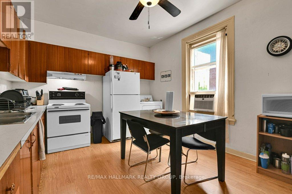 Photo 22 of 255 Fifth Avenue, Ottawa ON